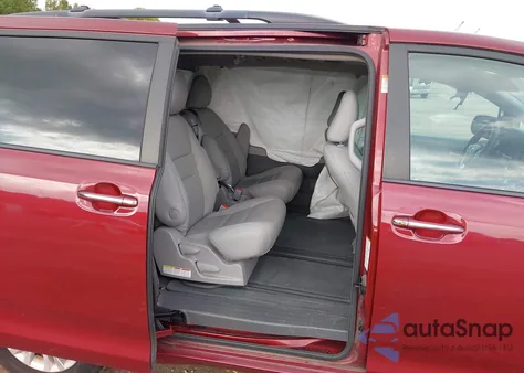 2017 Toyota Sienna Xle 8 Passenger from USA, damaged, VIN 5TDYZ3DC3HS847876